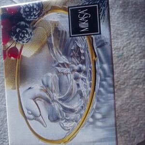 Put your key fobs in this beautiful glass dish from MIKASA